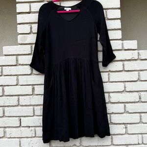 NWOT Garnet Hill Midi Dress in Black - Size 2